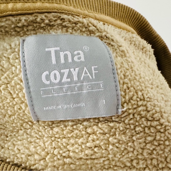 Sz 1 Aritzia TNA COZY AF Fleece Cropped Crew Neck Sweatshirt - Picture 3 of 3